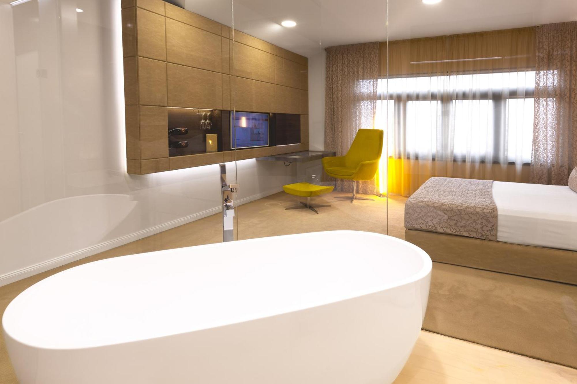 Hotel Vila Class Satu Mare Exterior photo