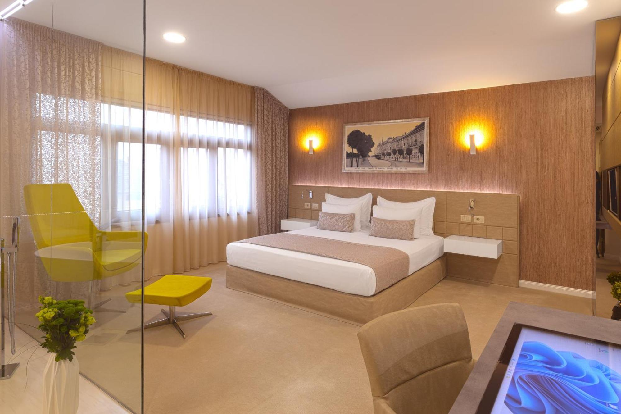 Hotel Vila Class Satu Mare Exterior photo